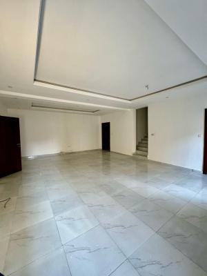 a Serviced 3 Bedroom Maisonette with Bq All Rooms En-suite, Lekki Phase 1, Lekki, Lagos, Flat / Apartment for Rent