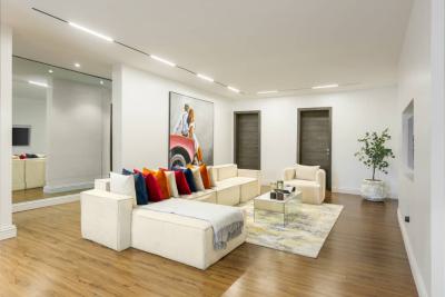 Beautiful 3 Bedrooms Apartment, Lekki Phase 1, Lekki, Lagos, Flat / Apartment Short Let