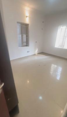 Self Contain, Chevy View Estate, Lekki Expressway, Lekki, Lagos, Self Contain (single Rooms) for Rent