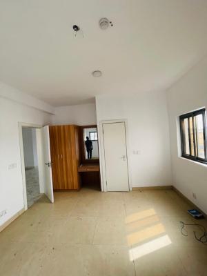 2 Bedroom Flat with Extra Room, Ikota, Lekki, Lagos, Flat / Apartment for Rent
