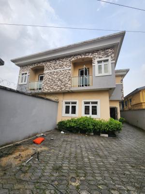 Well-maintained 5-bedroom Semi-detached Duplex with Bq, Off Falolu, Masha, Surulere, Lagos, Semi-detached Duplex for Sale