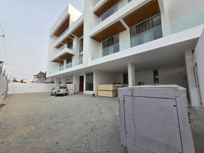 1 Bedroom Apartment, Lekki Phase 1, Lekki, Lagos, Flat / Apartment for Sale