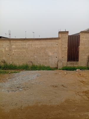 400 Sqm Dry Land Fenced with Gate, Off Odunsi Bus Stop, Bariga Lagos, Bariga, Shomolu, Lagos, Residential Land for Sale