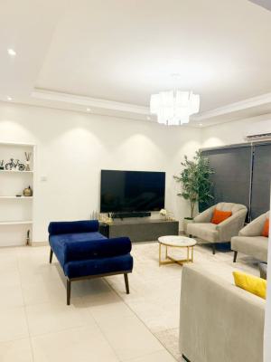 Nicely Furnished 2 Bedroom Flat, Off Reeve Road,, Ikoyi, Lagos, Flat / Apartment for Rent