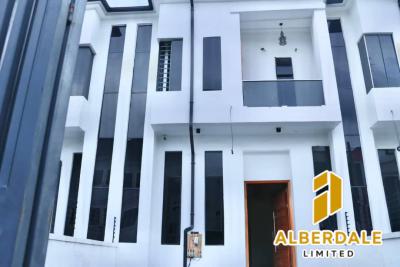 Spacious 4-bedroom Duplex, Lekki, Lagos, Terraced Duplex for Sale