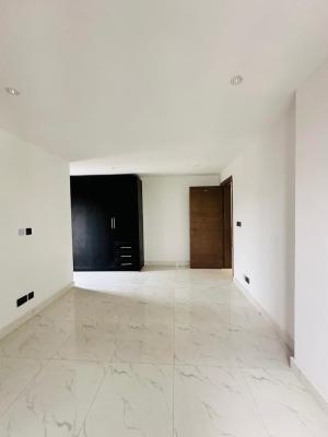 Neatly Built 2bedroom Apartment with Elevator in Ikoyi, Ikoyi ,lagos ,nigeria, Ikoyi, Lagos, Flat / Apartment for Rent