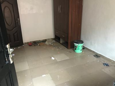 Lovely Self Contain, Abule Oja, Yaba, Lagos, Self Contain (single Rooms) for Rent