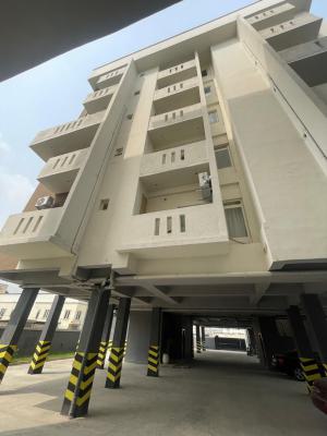 Spacious 2 Bedroom Apartment, Lekki Phase 1, Lekki, Lagos, Flat / Apartment for Rent