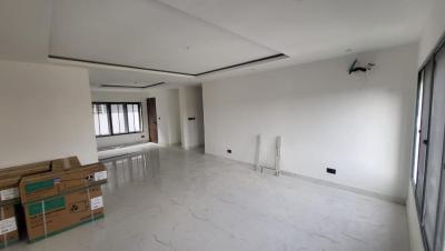 Luxury 3bedroom Apartment on 3rd Floor, Ikoyi, Lagos, Flat / Apartment for Rent