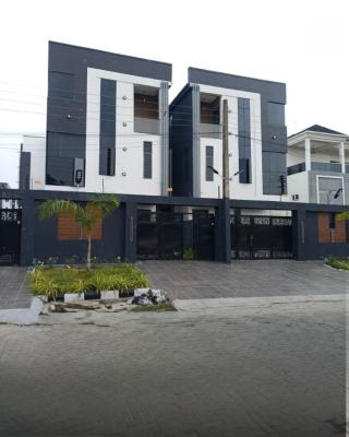 Newly Built 5 Bedroom House, Lekki Phase 1, Lekki, Lagos, Office Space for Rent