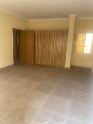 Spacious Master Bedroom, Lekki, Lagos, Flat / Apartment for Rent