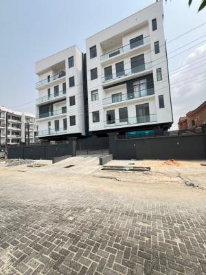 Spacious 2 Bedroom Apartment with a Gym and Elevator, Lekki Phase 1, Lekki, Lagos, Flat / Apartment for Sale