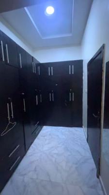 Monthly Furnished Single Room, Off Kunsela Road, Ikate, Lekki, Lagos, Flat / Apartment for Rent