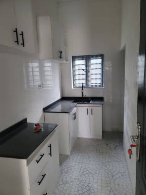 Well Maintained 2 Bedroom Apartment, Ologunfe Bustop, Awoyaya, Ibeju Lekki, Lagos, Flat / Apartment for Rent