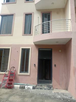 4 Bedroom Terrace in Oniru Victoria Island  4 People in The Compound., Oniru, Victoria Island (vi), Lagos, Terraced Duplex for Sale