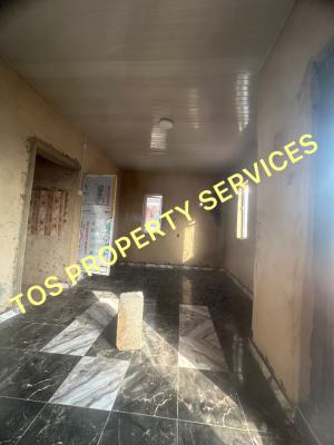 Quite Spacious Studio Flat + Balcony, Sabo-alagomeji, Alagomeji, Yaba, Lagos, Self Contain (single Rooms) for Rent