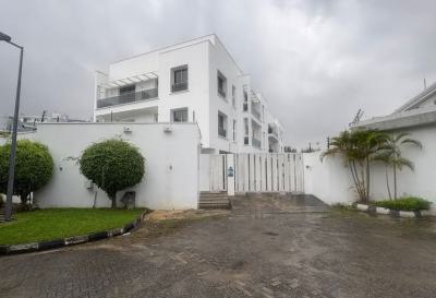 Luxury 3bedrooms Apartments with Swimming Pool and Gym, Banana Island, Ikoyi, Lagos, Flat / Apartment for Rent