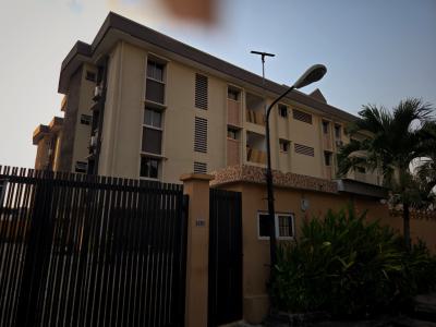 Luxury 4 Bedroom Apartment in a Serene Environment, Off Sanusi Fafunwa, Victoria Island (vi), Lagos, Flat / Apartment for Rent