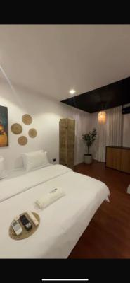 Fully Furnished Studio Apartment, Yaba, Lagos, Flat / Apartment for Sale