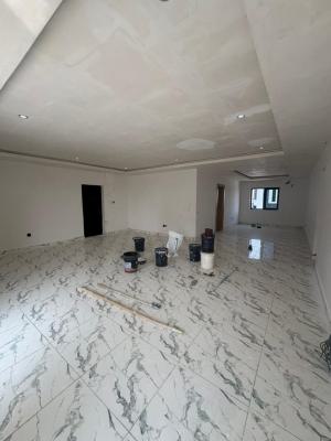 Luxury and Spacious 2 Bedroom Flat, Lekki Phase 1, Lekki, Lagos, Flat / Apartment for Rent