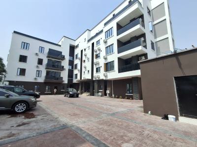 Large 2 Bedroom Flat, Lekki Phase 1, Lekki, Lagos, Flat / Apartment for Sale