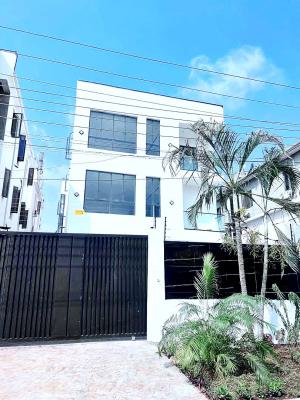 Lovely 5 Bedroom Detached, Lekki Phase 1, Lekki, Lagos, Detached Duplex for Sale