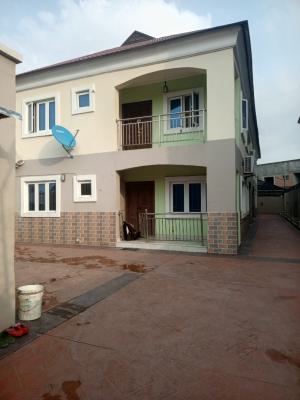 Clean, Spacious 3 Bedroom Apartment Up and Downstairs, Mobil Road, Ilaje, Ajah, Lagos, Flat / Apartment for Rent