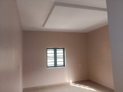 Renovated Three Bedrooms Flat, 1st Avenue, Gwarinpa, Abuja, Flat / Apartment for Rent