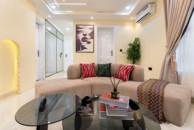 Luxury 2 Bedroom Apartment with Ps 5, Bathtub , Balconies,walk in Clos, Lekki Phase 1, Lekki, Lagos, Flat / Apartment Short Let