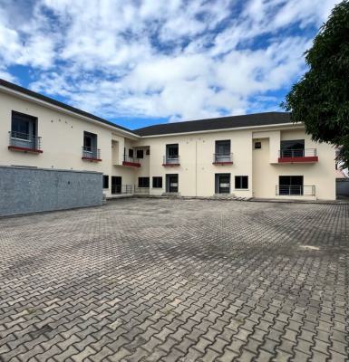 5 Bedroom Terrace Duplex Available at Lekki Phase 1, Lekki Phase 1, Lekki, Lagos, Terraced Duplex for Rent