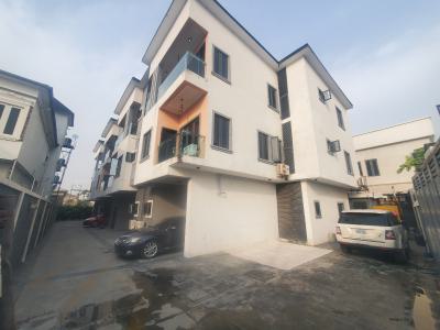 Well Maintained 3 Bedroom Apartment, Whitesand Estate Off Main Road, Ologolo, Lekki, Lagos, Flat / Apartment for Sale