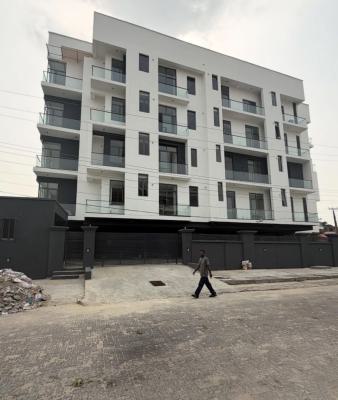 Luxury 2 Bedroom Apartment with Swimming in The Heart of Lekki Phase 1, Off Admiralty, Lekki Phase 1, Lekki, Lagos, Flat / Apartment for Rent