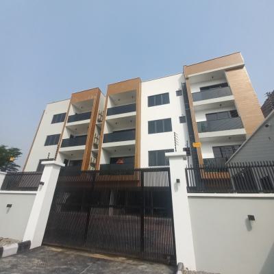 Lovely 2 Bedroom Apartment with Pool and Elevator, Lekki Phase 1, Lekki, Lagos, Flat / Apartment for Rent