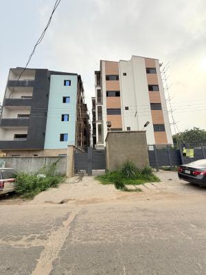 Nicely Built 3 Bedroom Apartment, Yaba, Lagos, Flat / Apartment for Sale