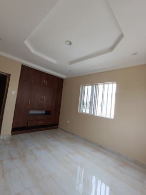 a Well Built 3bedroom Flat, Mobile Road Ajah, Lekki Phase 2, Lekki, Lagos, Flat / Apartment for Rent