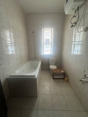 Four Rooms Officespace, Off Admiralty, Lekki Phase 1, Lekki, Lagos, Commercial Property for Rent