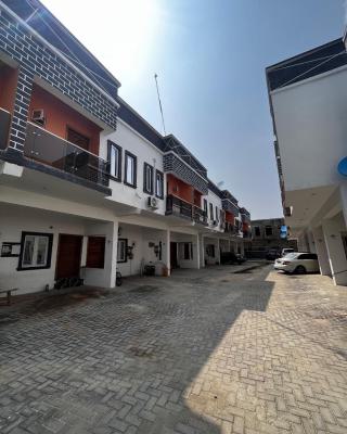 Lovely 4 Bedroom Apartment with Bq, Ikota, Ikota, Lekki, Lagos, Block of Flats for Sale