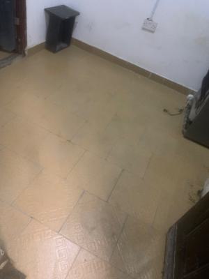 Standard Bq with Kitchen, Oral Estate, Lekki Phase 2, Lekki, Lagos, Flat / Apartment for Rent