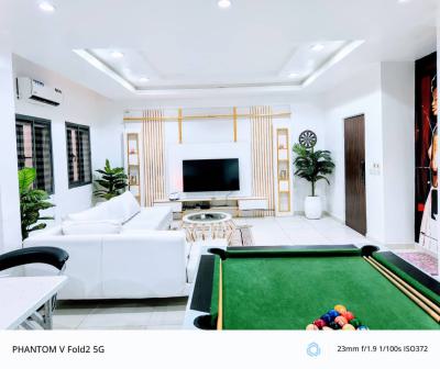 Fully Furnished 3 Bedroom Maisonette, Off Freedom Way, Lekki Phase 1, Lekki, Lagos, Flat / Apartment for Rent