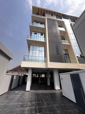 Luxury Spacious 3bedroom Serviced Apartment with Pool, Elevator & Gym, Lekki Phase 1, Lekki, Lagos, Flat / Apartment for Sale