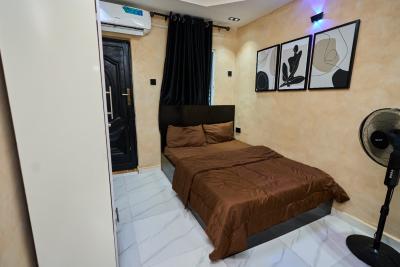 L & L Isimi Urban Studio Apartment, Layi Otegbade Street, Pedro, Gbagada, Lagos, Flat / Apartment Short Let