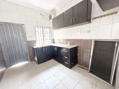 Luxury 2 Bedroom Flat, Omole Phase 2, Ikeja, Lagos, Flat / Apartment for Rent