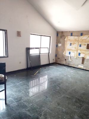 a Well Maintained Spacious 2 Bedroom Flat, Omole Phase 1, Ikeja, Lagos, Flat / Apartment for Rent