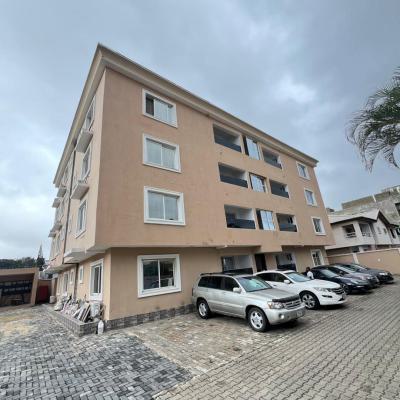 Luxury 3bedroom Apartment, Lekki Phase 1, Lekki, Lagos, Flat / Apartment for Sale