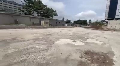 Waterfront Fenced and Gated Bare Land, Victoria Island (vi), Lagos, Land for Sale