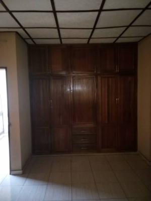 Spacious Self Contain, Lekki Phase 1, Lekki, Lagos, House for Rent