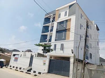 Brand New Luxury 2 Bedroom Apartment with Pool, Rooftop Bar, Lift, Gym