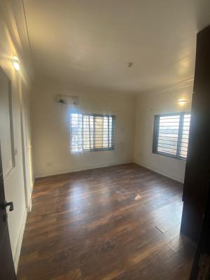 3bedroom, Lekki Right, Lekki Phase 1, Lekki, Lagos, Flat / Apartment for Rent