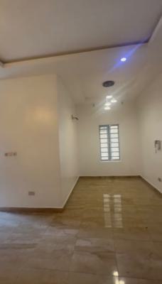 Luxury Spacious Parlor Studio Apartment with Excellent Facilities, Chevron, Lekki, Lagos, Flat / Apartment for Rent