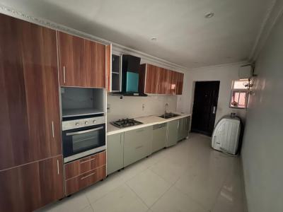 Oceanview Spacious 3 Bedroom Maisonette with Bq,, 2rd Avenue Ikoyi, Ikoyi, Lagos, Flat / Apartment for Rent